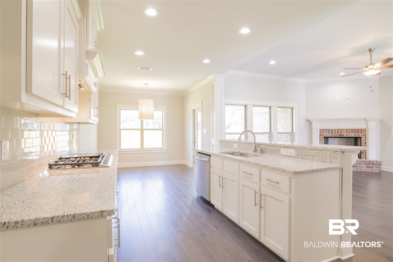 335 Saffron Avenue Fairhope, AL 36532 - Photo 11 of 32