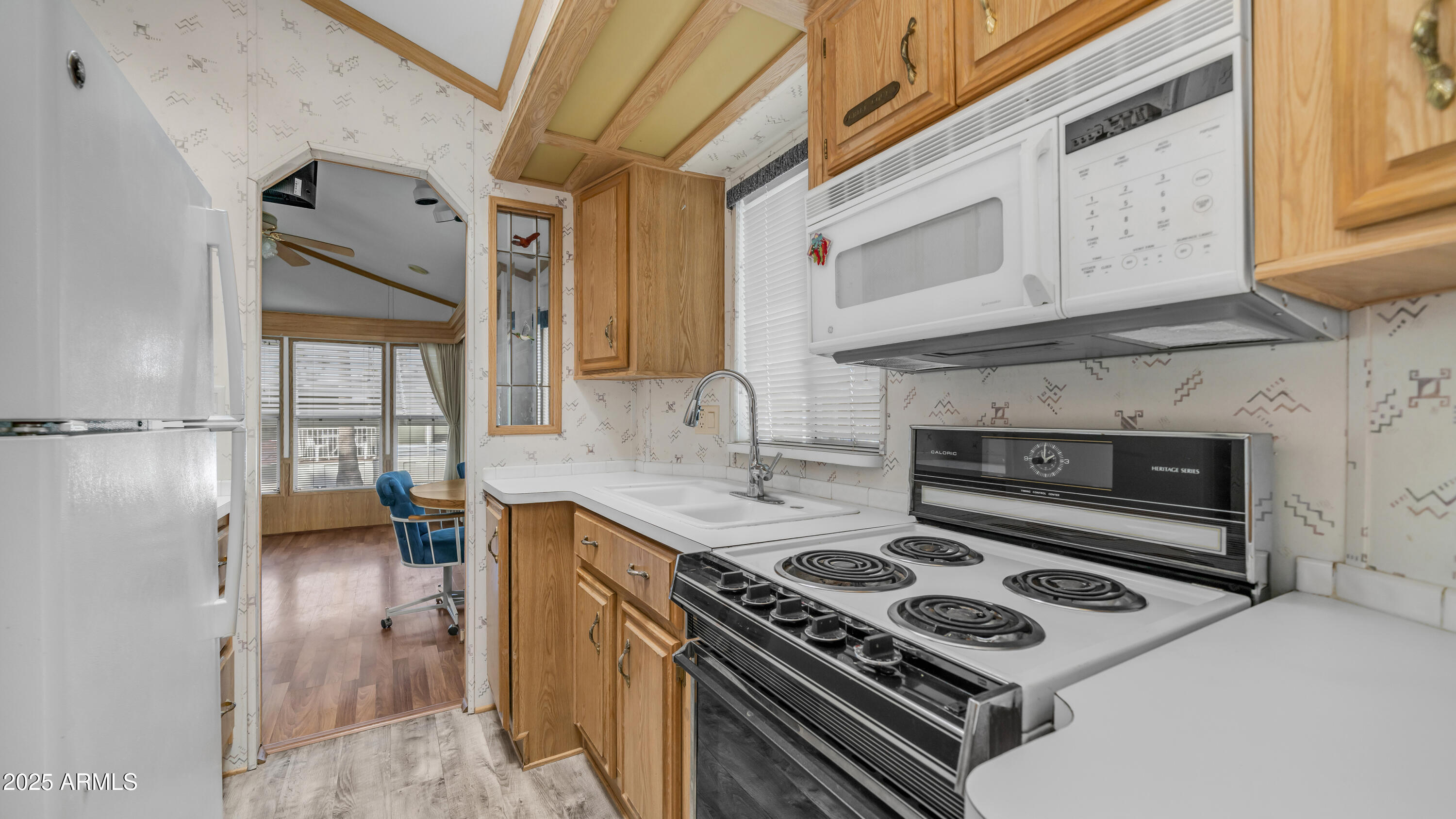 932 Nickel Drive, Unit 932 Apache Junction, AZ 85119 - Photo 14 of 52 3710 S Goldfield Rd Lot 932 (6)