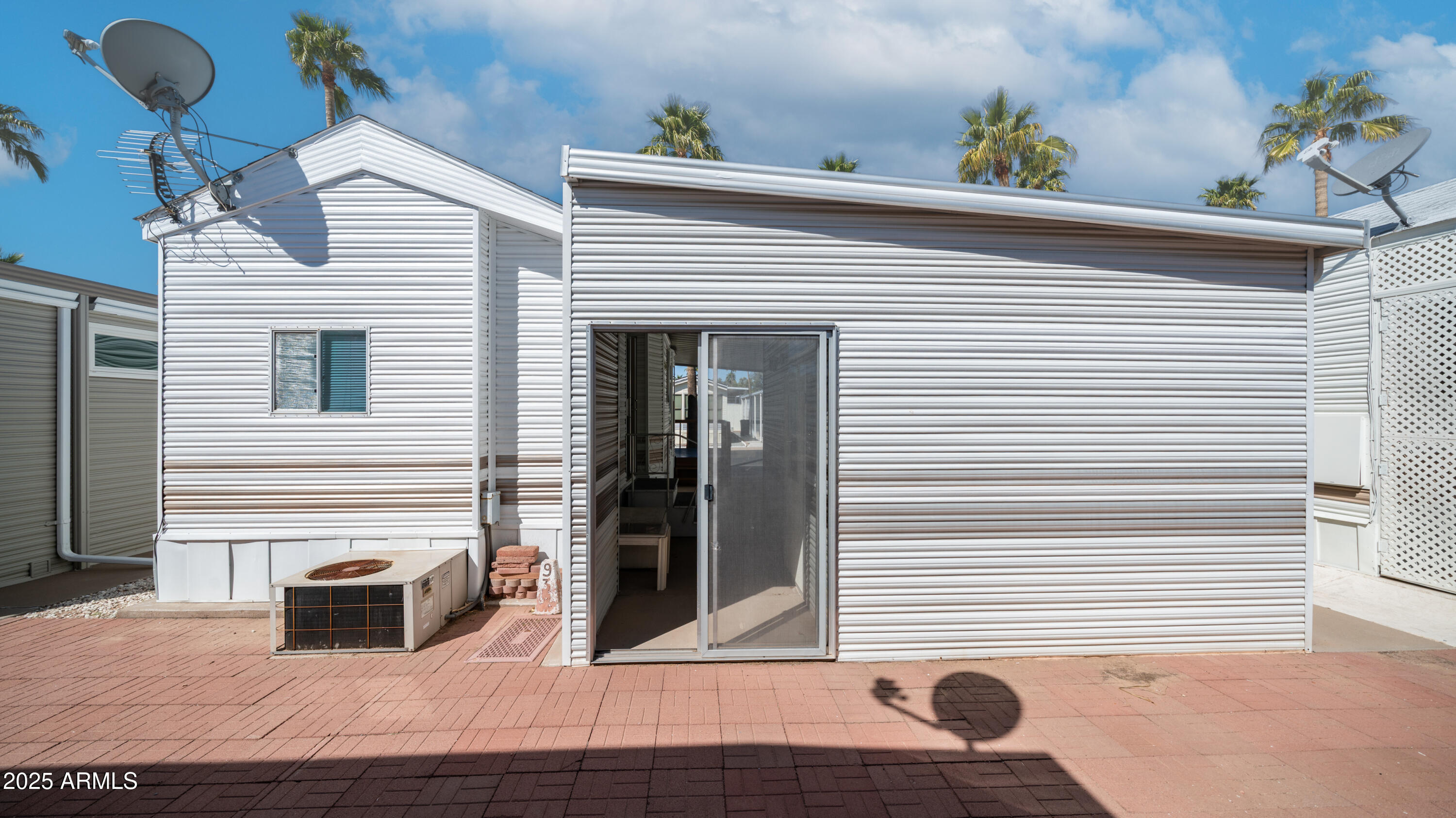 932 Nickel Drive, Unit 932 Apache Junction, AZ 85119 - Photo 24 of 52 3710 S Goldfield Rd Lot 932-12