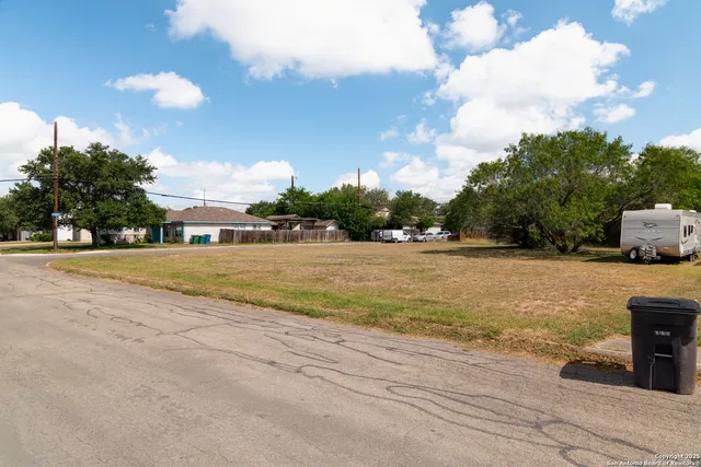 $100,000 | 303 Lebanon Street, San Antonio, TX 78223