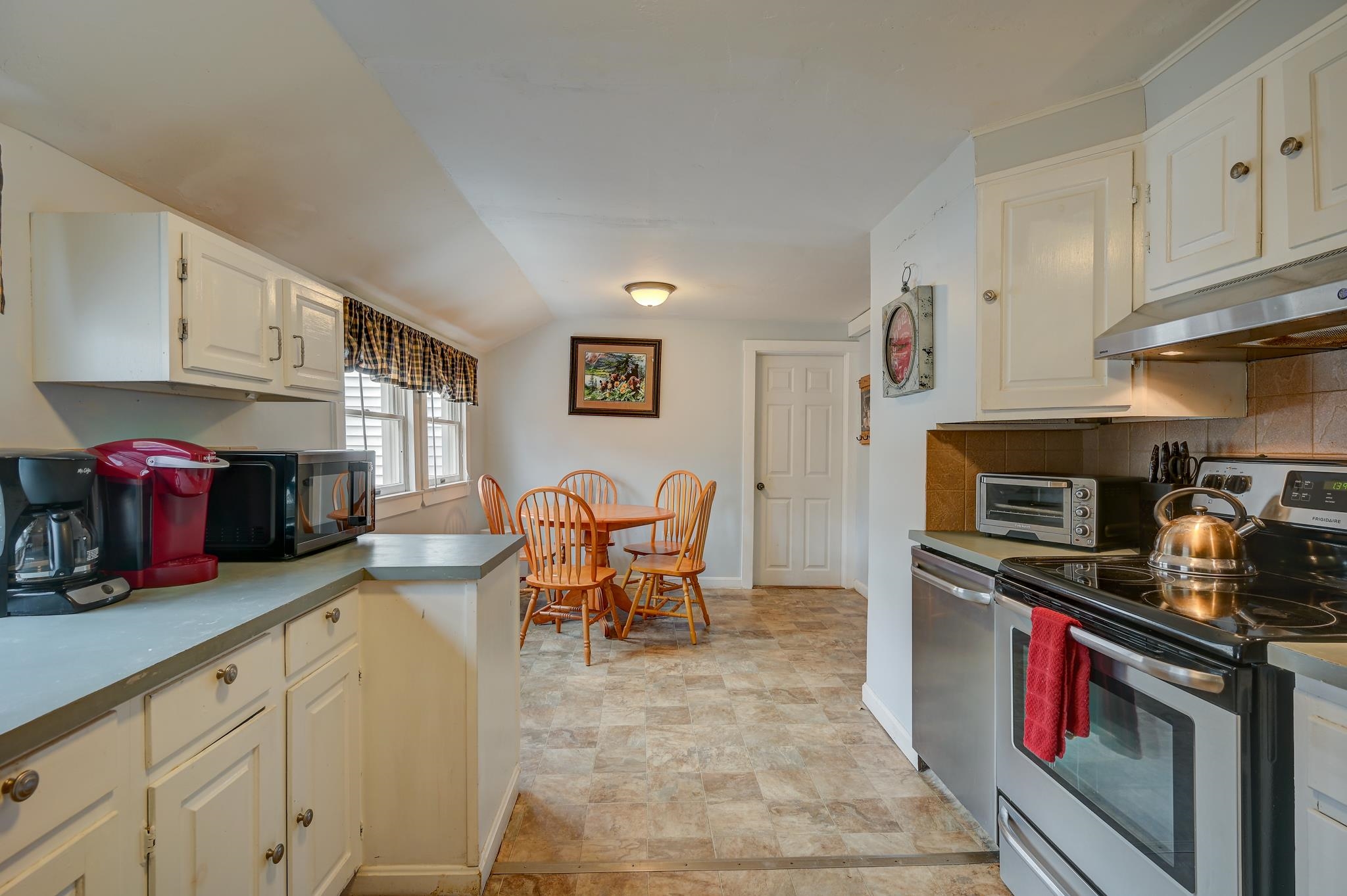 22 Oak Street Conway, NH 03860 - Photo 16 of 60