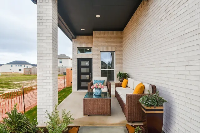 $2,400 | 2823 Sunrise Fld Lane, Brookshire, TX 77423