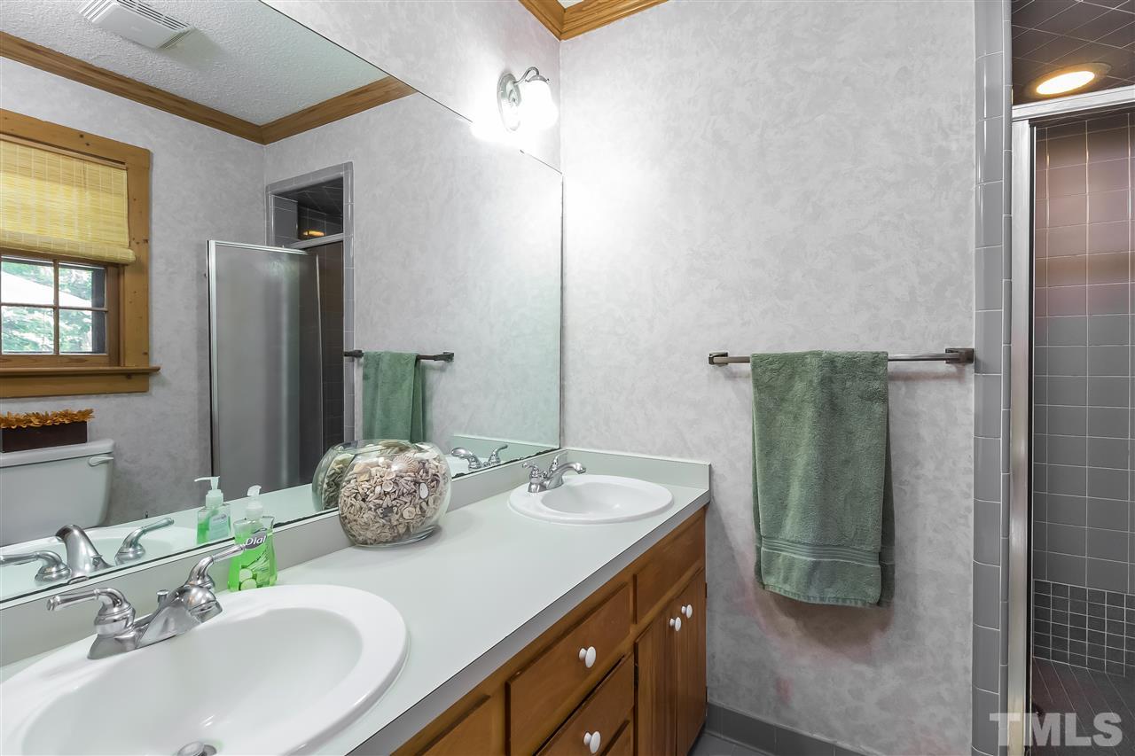 5228 Troutman Lane Raleigh, NC 27613 - Photo 19 of 25 Gallery Image 19