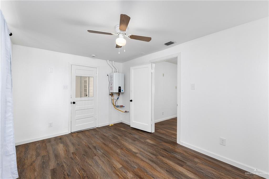 601 North 6th Street McAllen, TX 78501 - Photo 11 of 15 Office