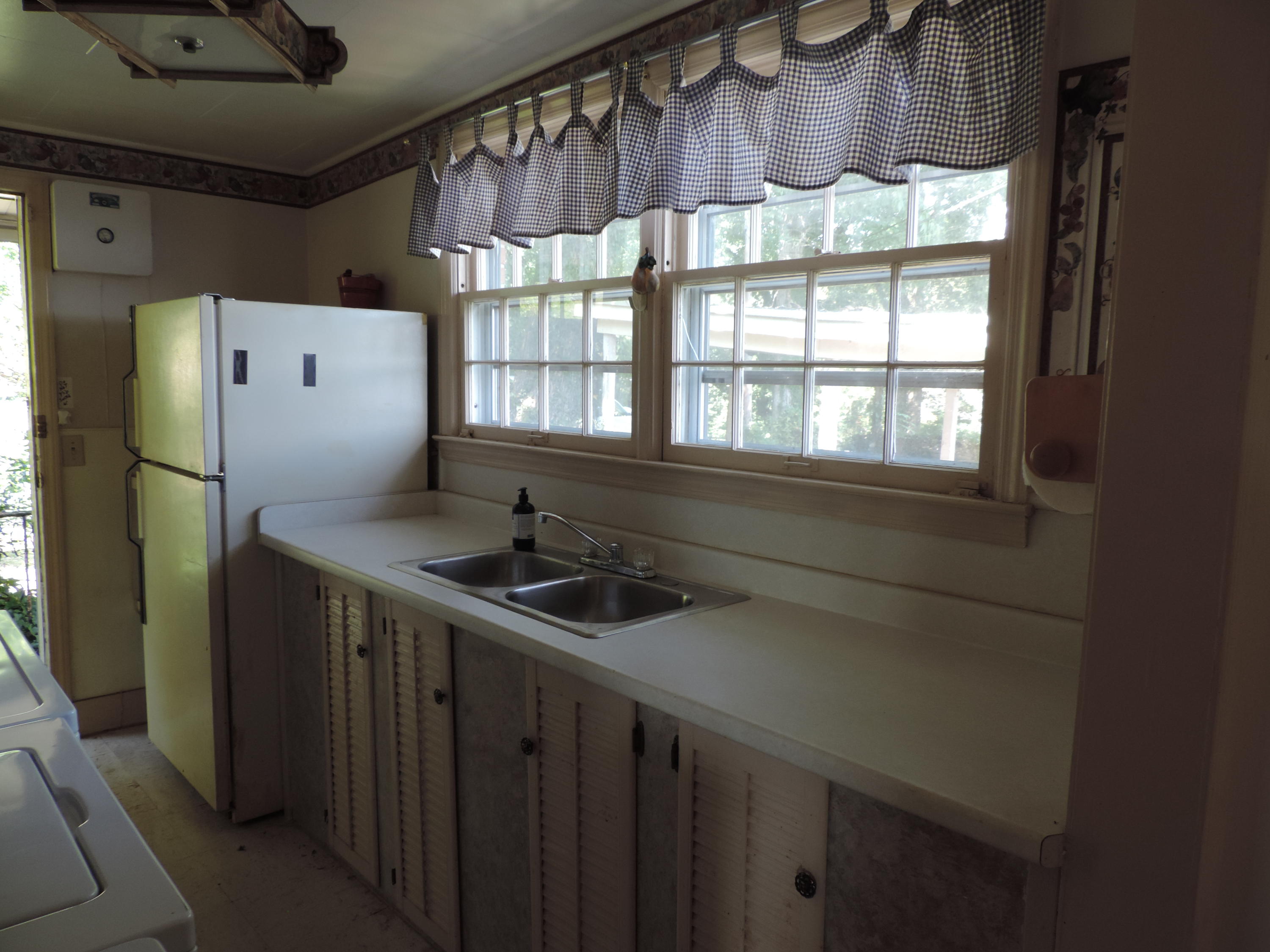 2427 Stonesage Road, Unit 9A Soddy Daisy, TN 37379 - Photo 17 of 26 DSCN1766