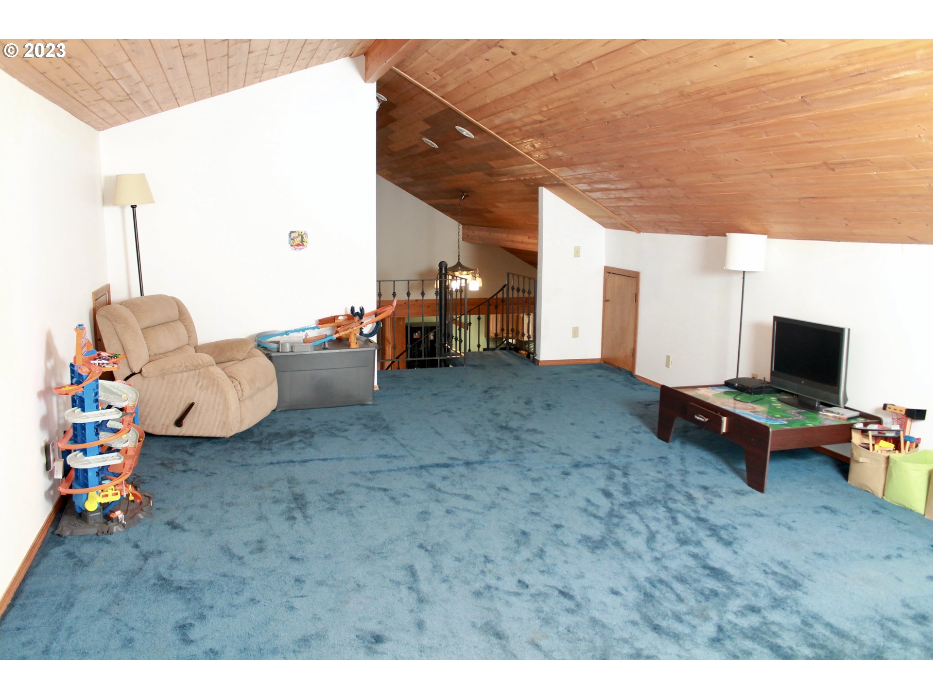 21481 South Ferguson Road Beavercreek, OR 97004 - Photo 7 of 31 Gallery Image 7