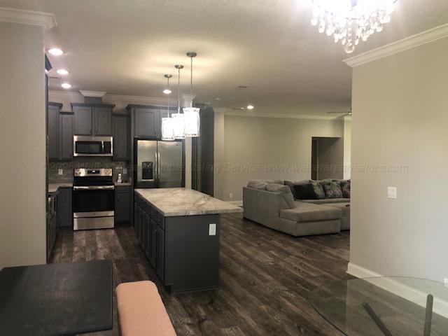 59 Victoria Road Nauvoo, AL 35578 - Photo 9 of 23 Dining/kitchen/living area