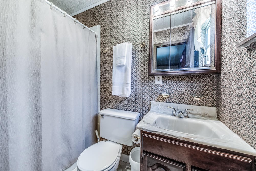 944 Roderick Road Knoxville, TN 37923 - Photo 12 of 24 Gallery Image 12