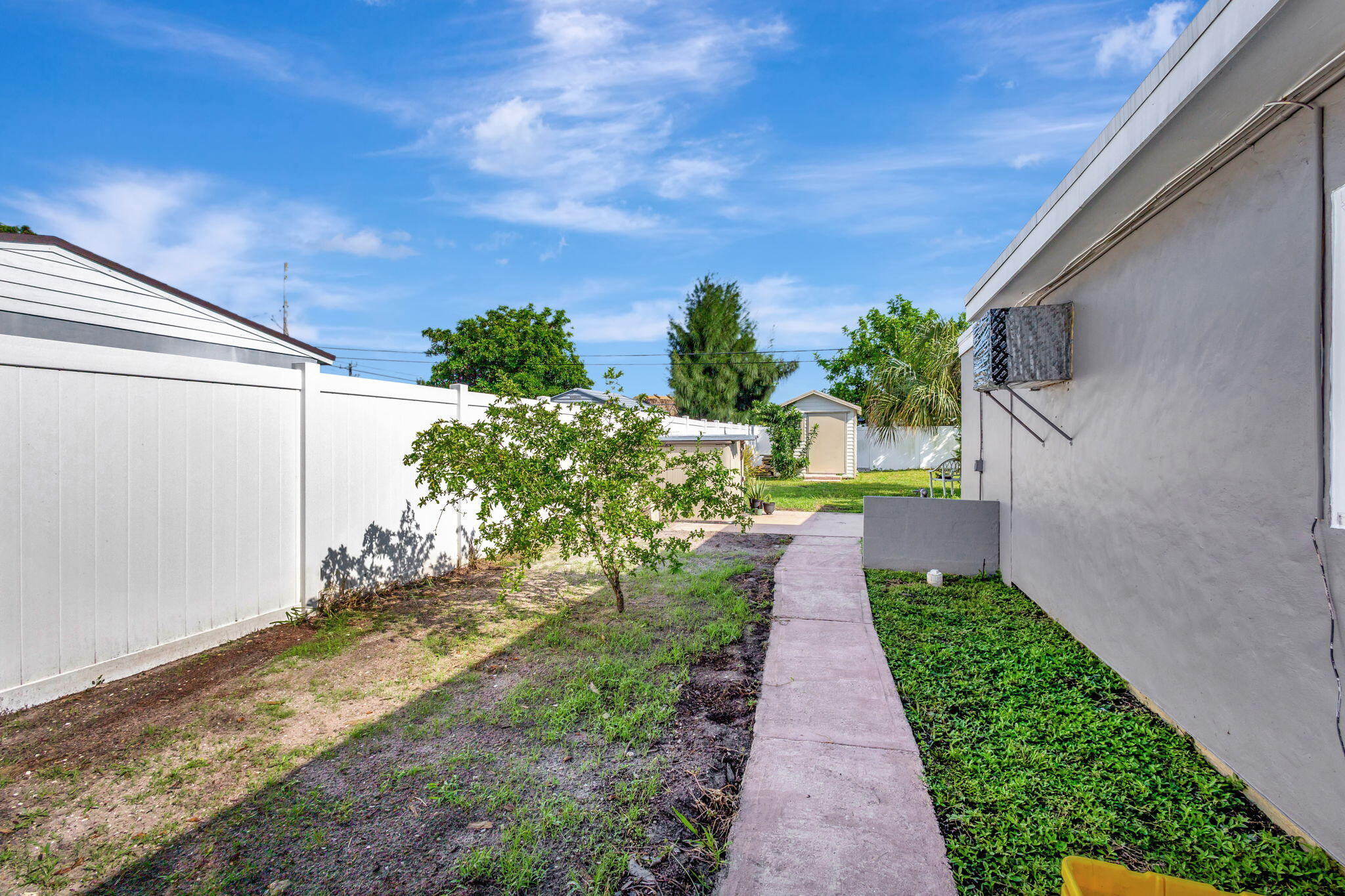 352 Winged Foot Road Palm Springs, FL 33461 - Photo 27 of 27 32-web-or-mls-352Wing_64