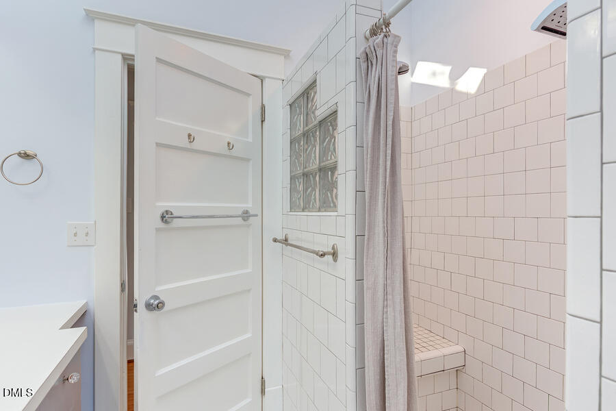 1007 West South Street Raleigh, NC 27603 - Photo 14 of 36 IMG_4803_4_5