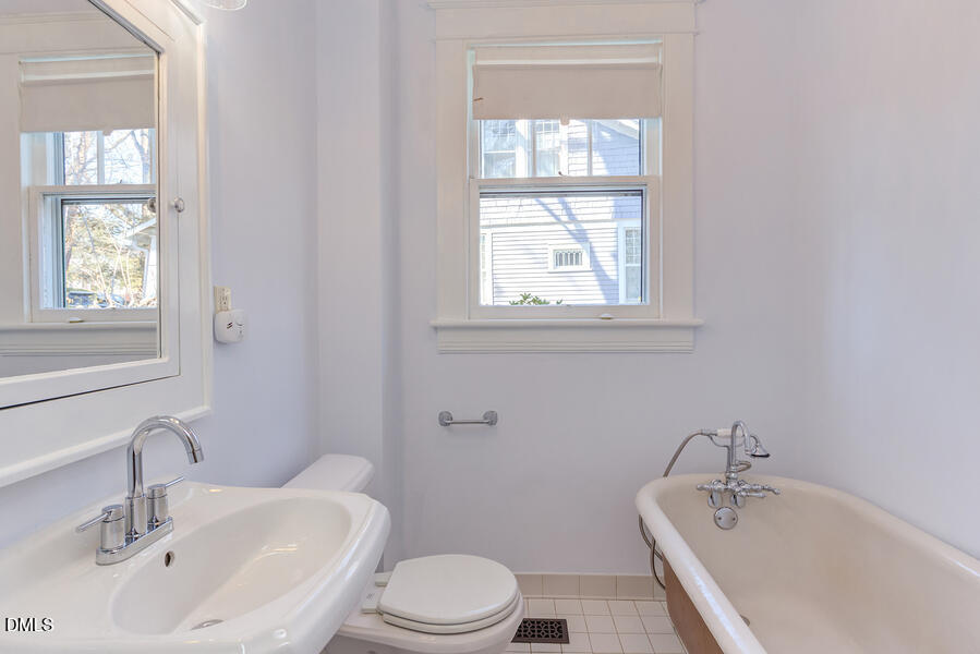 1007 West South Street Raleigh, NC 27603 - Photo 19 of 36 IMG_4827_8_9