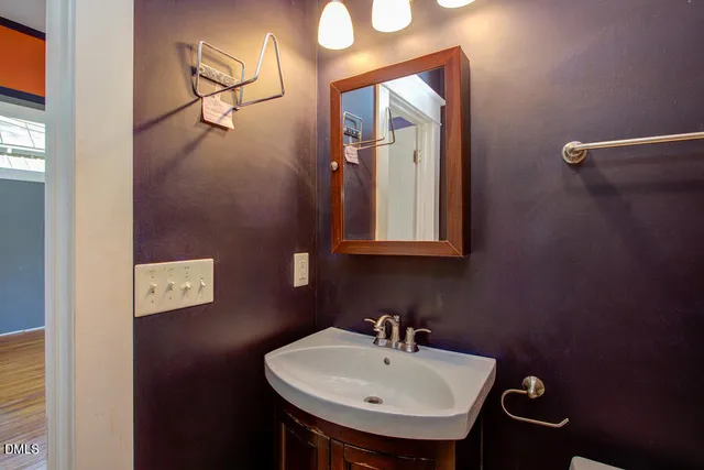 $775,000 | 1007 West South Street, Raleigh, NC 27603