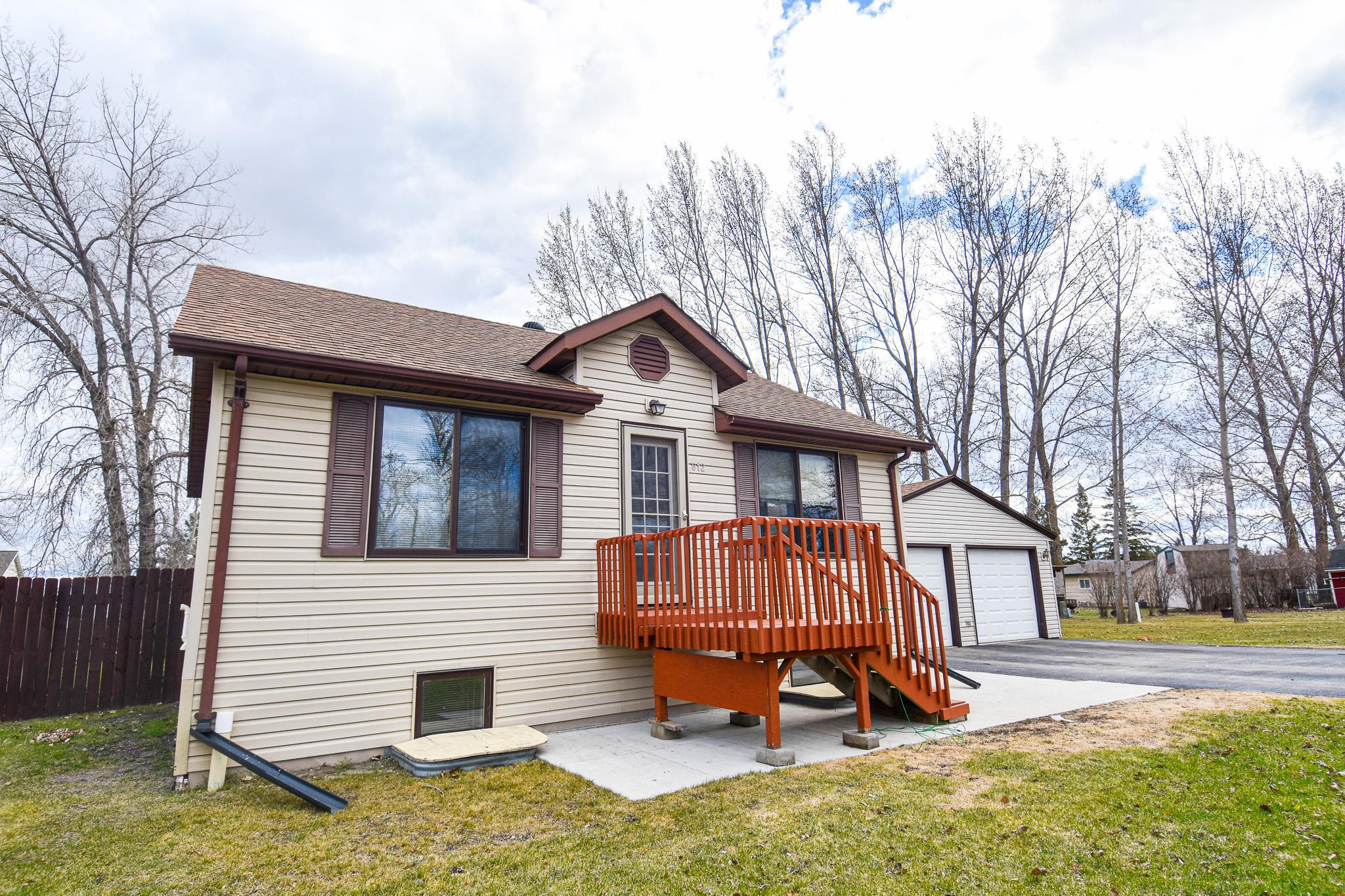 612 Cherry Road Thief River Falls, MN 56701 - Photo 3 of 40