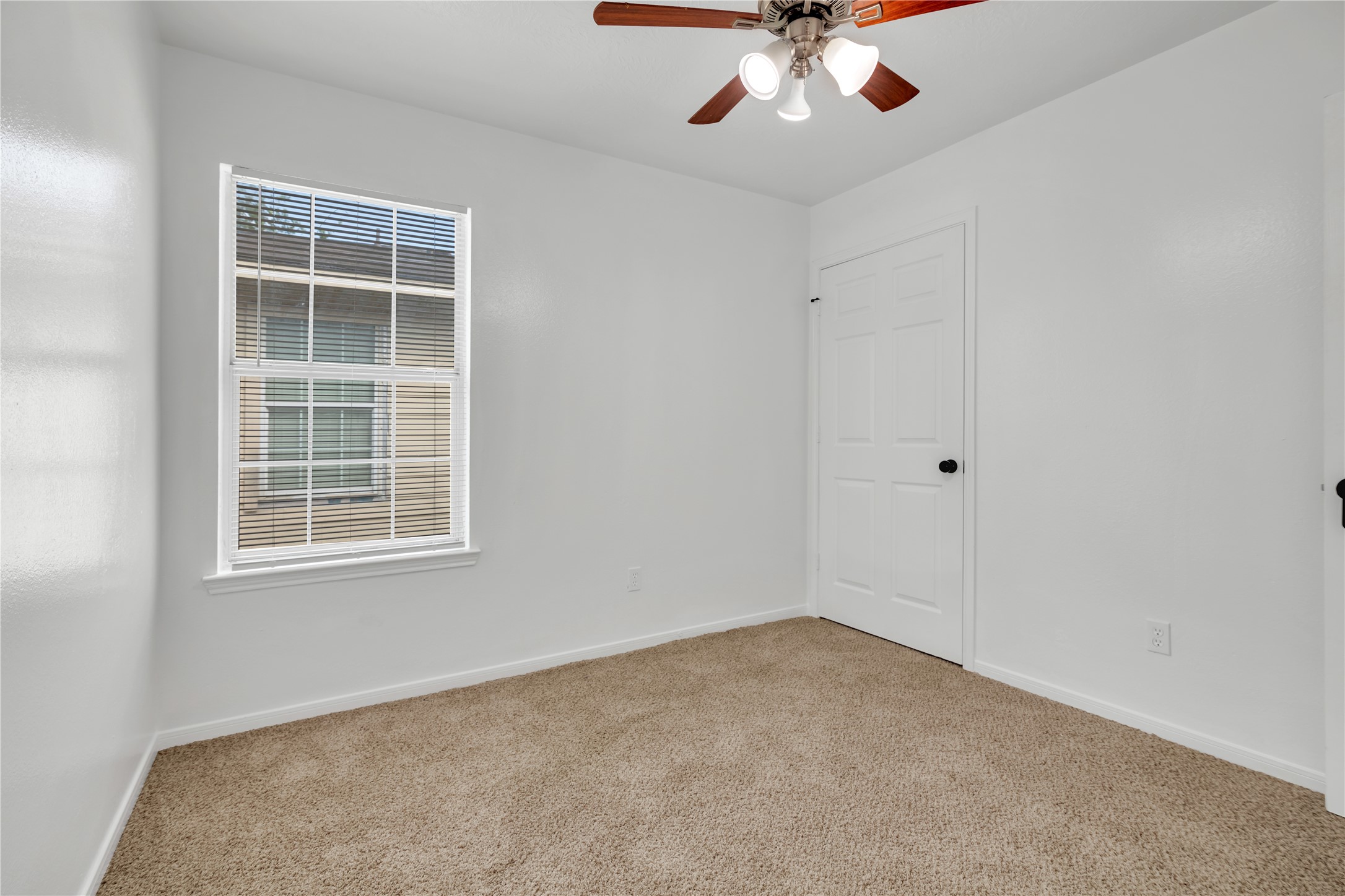 6933 Liverpool Street Houston, TX 77021 - Photo 12 of 15