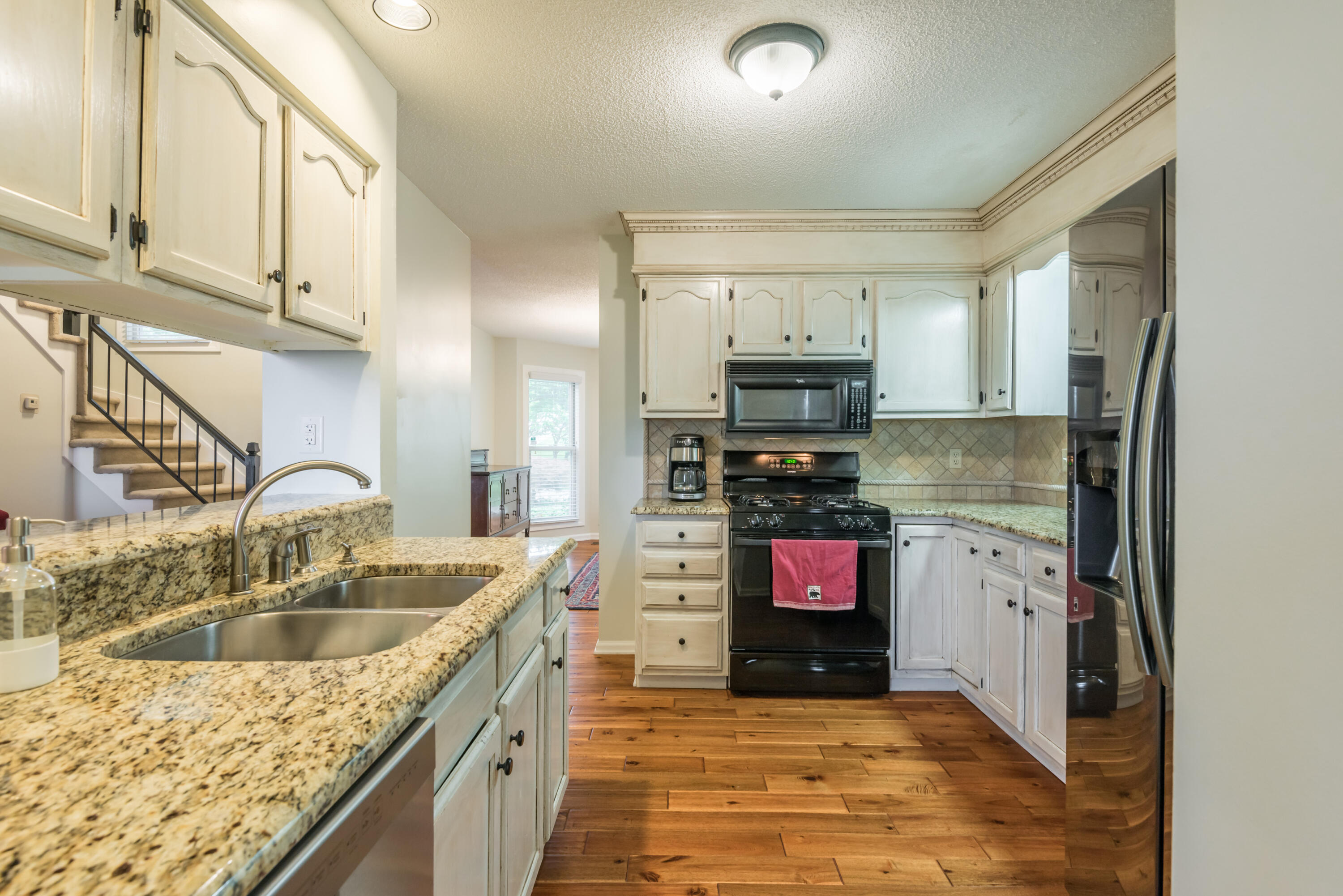 9133 Colchester Ridge Road Knoxville, TN 37922 - Photo 9 of 36 9133ColchesterRidgeRd-8
