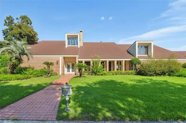 $485,000 | 75 Burleigh Court, Marrero, LA 70072