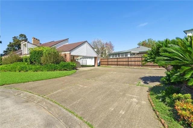 $485,000 | 75 Burleigh Court, Marrero, LA 70072