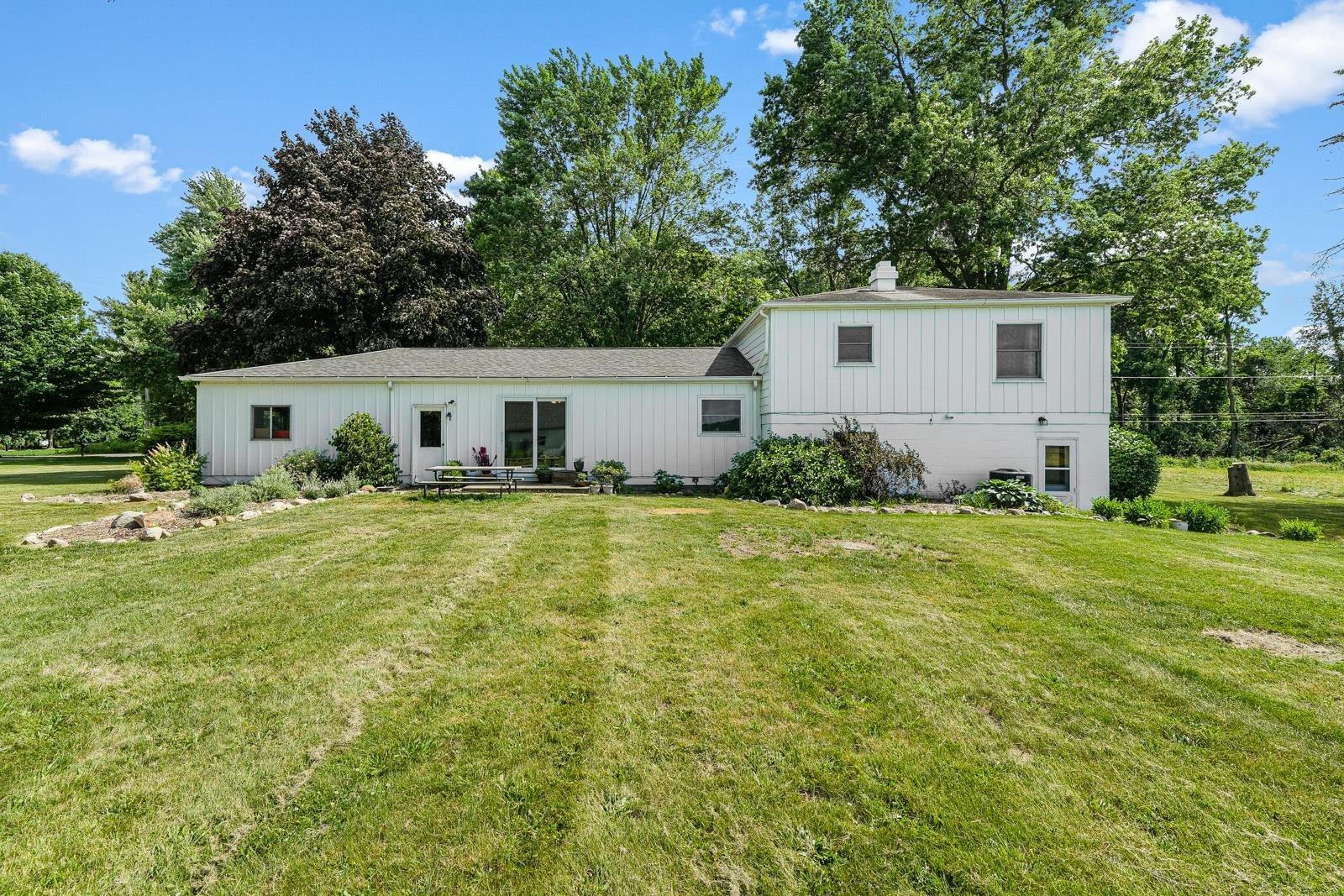 11076 9A Road Plymouth, IN 46563 - Photo 29 of 35 Gallery Image 29