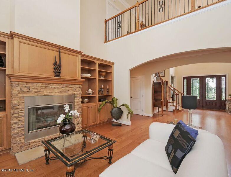 813 Cedar Bay Road Jacksonville, FL 32218 - Photo 11 of 56 Living Room