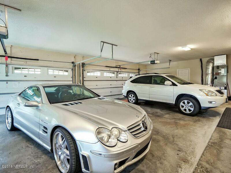 813 Cedar Bay Road Jacksonville, FL 32218 - Photo 32 of 56 Garage