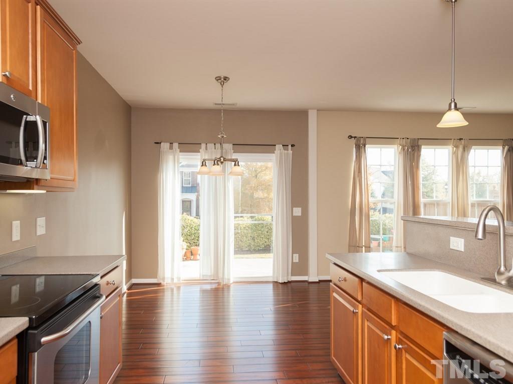 7822 Jeffrey Alan Court Raleigh, NC 27613 - Photo 8 of 25 Gallery Image 8