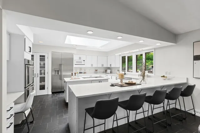 $8,895 | 1345 Fairlawn Way, Unit R, Golden Valley, MN 55416