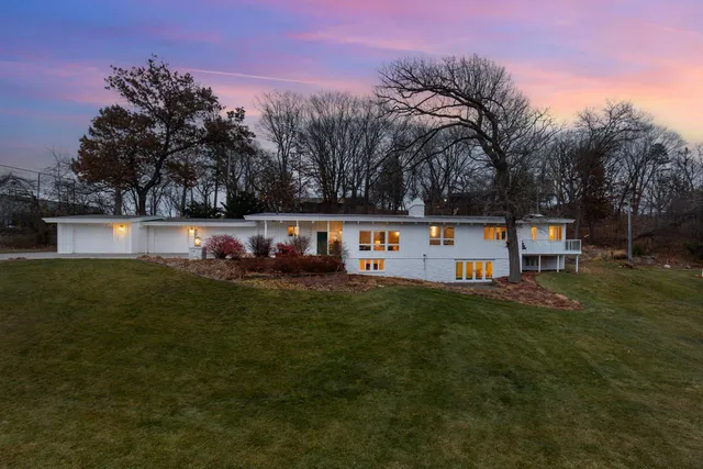 $8,895 | 1345 Fairlawn Way, Unit R, Golden Valley, MN 55416