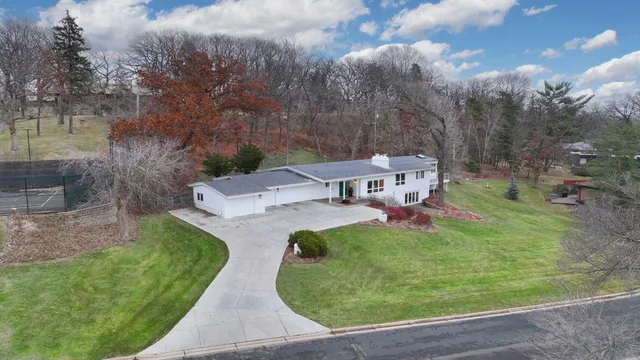 $8,895 | 1345 Fairlawn Way, Unit R, Golden Valley, MN 55416