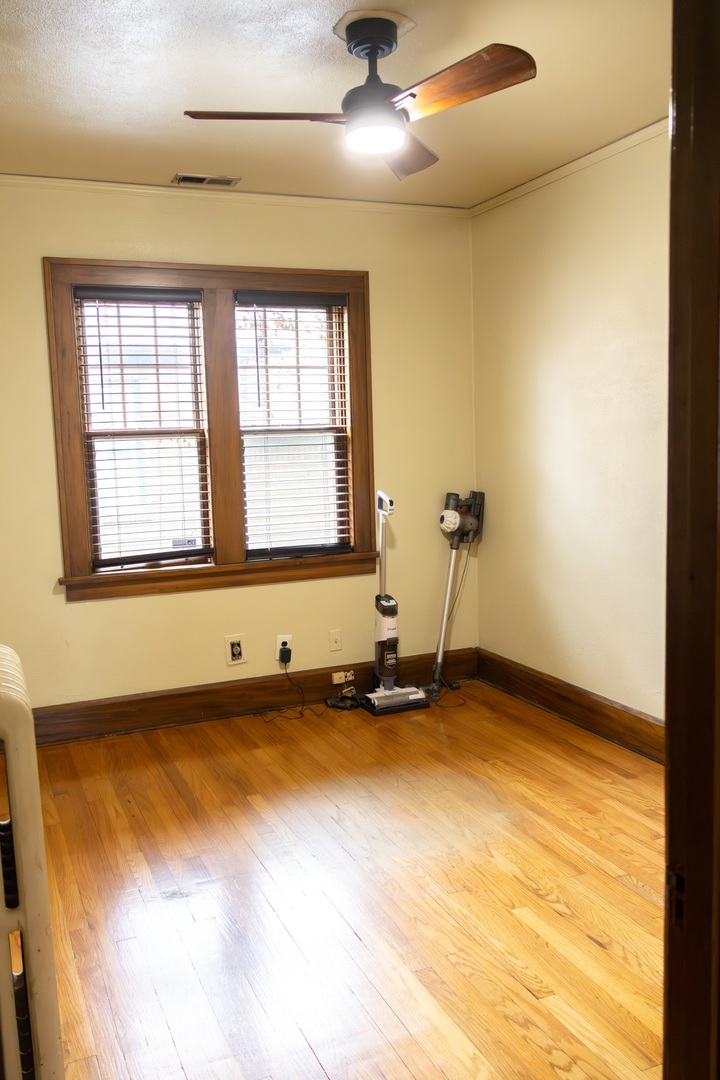 1619 Grant Avenue Rockford, IL 61103 - Photo 9 of 13 a view of an empty room with a window