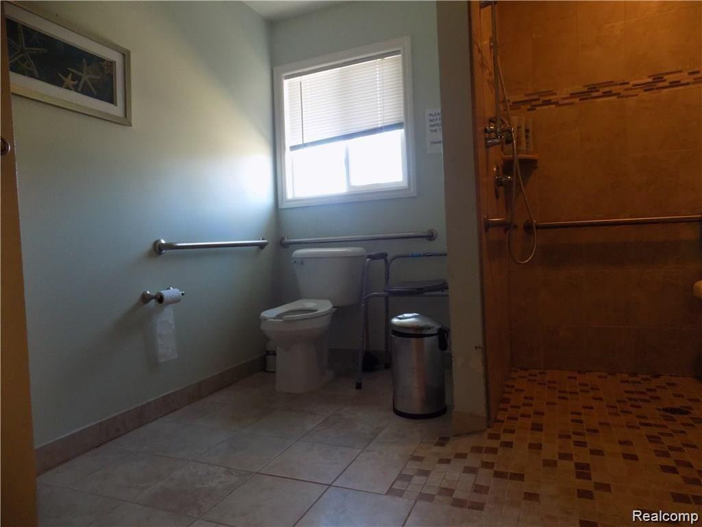 1527 John R Road Rochester Hills, MI 48307 - Photo 16 of 29