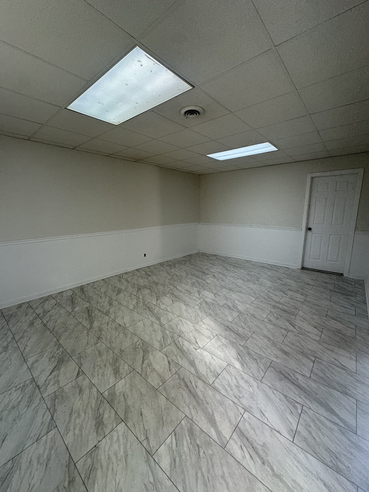 775 Vaughan Road Clarksville, TN 37043 - Photo 29 of 33 Gallery Image 29