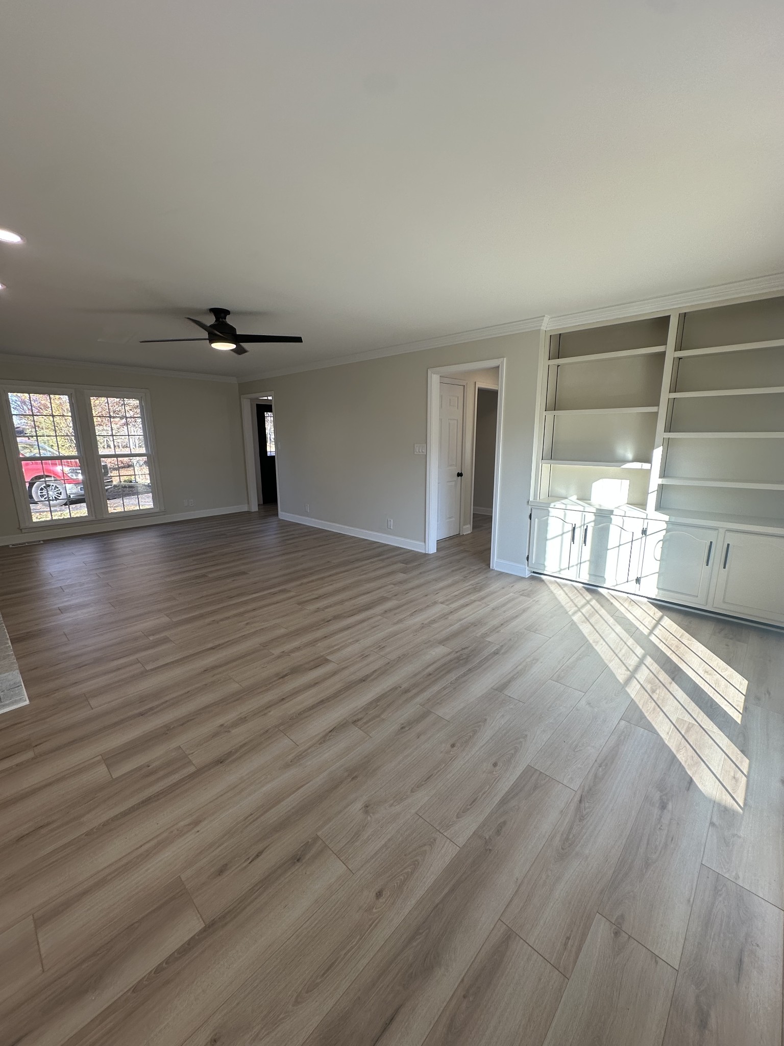 775 Vaughan Road Clarksville, TN 37043 - Photo 5 of 33 Gallery Image 5