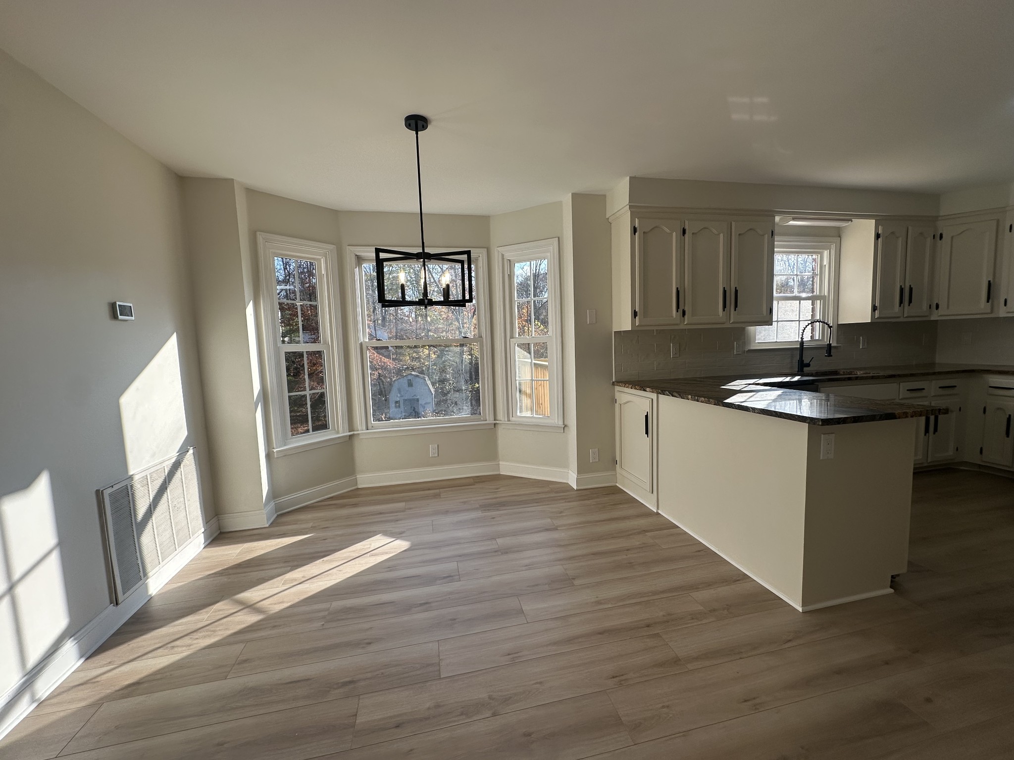 775 Vaughan Road Clarksville, TN 37043 - Photo 10 of 33 Gallery Image 10