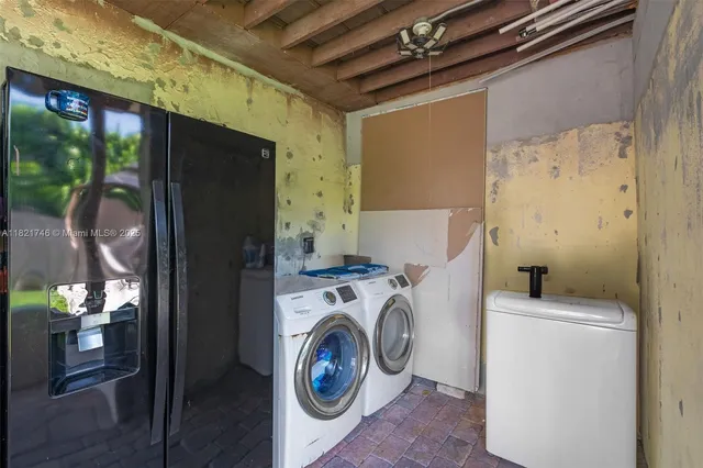 $580,000 | 7100 McClellan Street, Hollywood, FL 33024