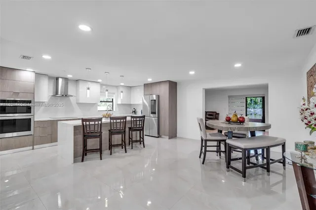 $580,000 | 7100 McClellan Street, Hollywood, FL 33024