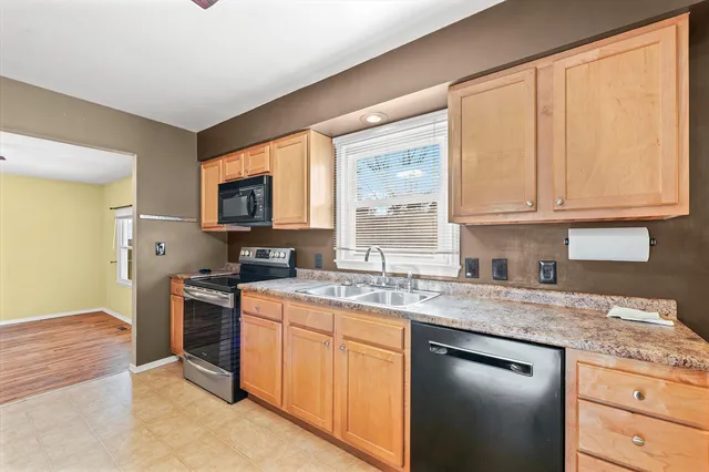 $219,900 | 2313 Branch Road, Champaign, IL 61821