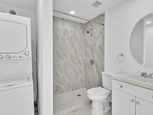 $2,000 | 5424 Pembroke Road, Unit A, West Park, FL 33023