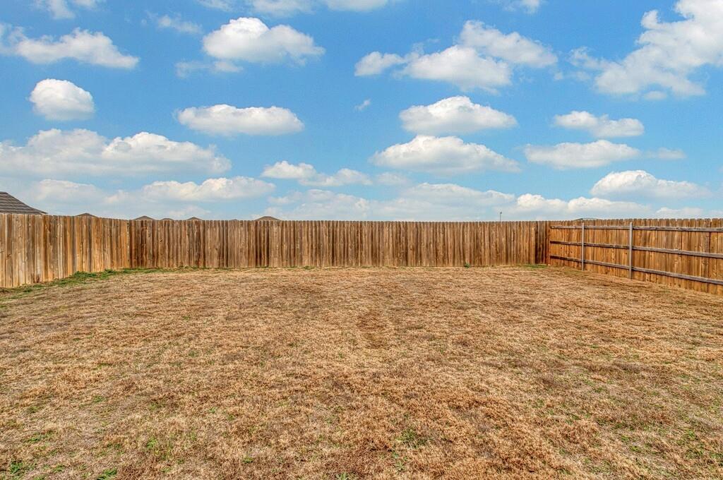 2916 Brosnan Road Lorena, TX 76655 - Photo 32 of 36