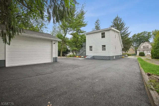 $799,000 | 188 Burnett Avenue, Maplewood, NJ 07040