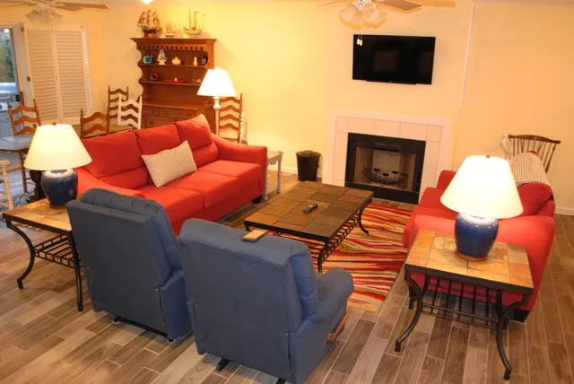 $2,950 | 1000 Mallery Street, Unit E96, St. Simons Island, GA 31522