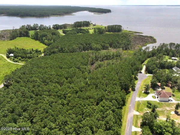 $69,900 | Lot 95 Carolina Shores, Bath, NC 27808