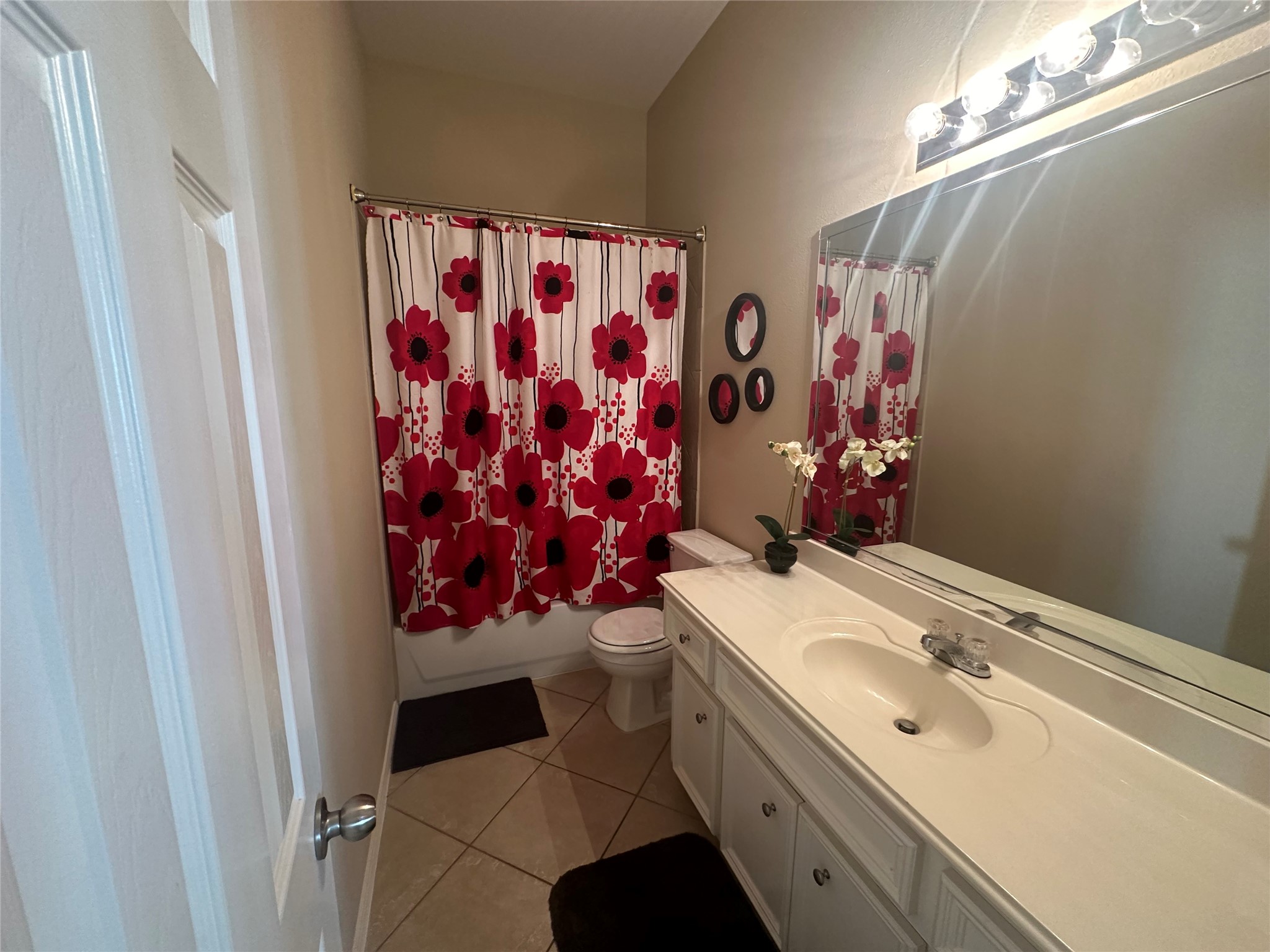 14943 Atmore Pl Drive Houston, TX 77082 - Photo 4 of 10 a bathroom with a sink vanity and toilet