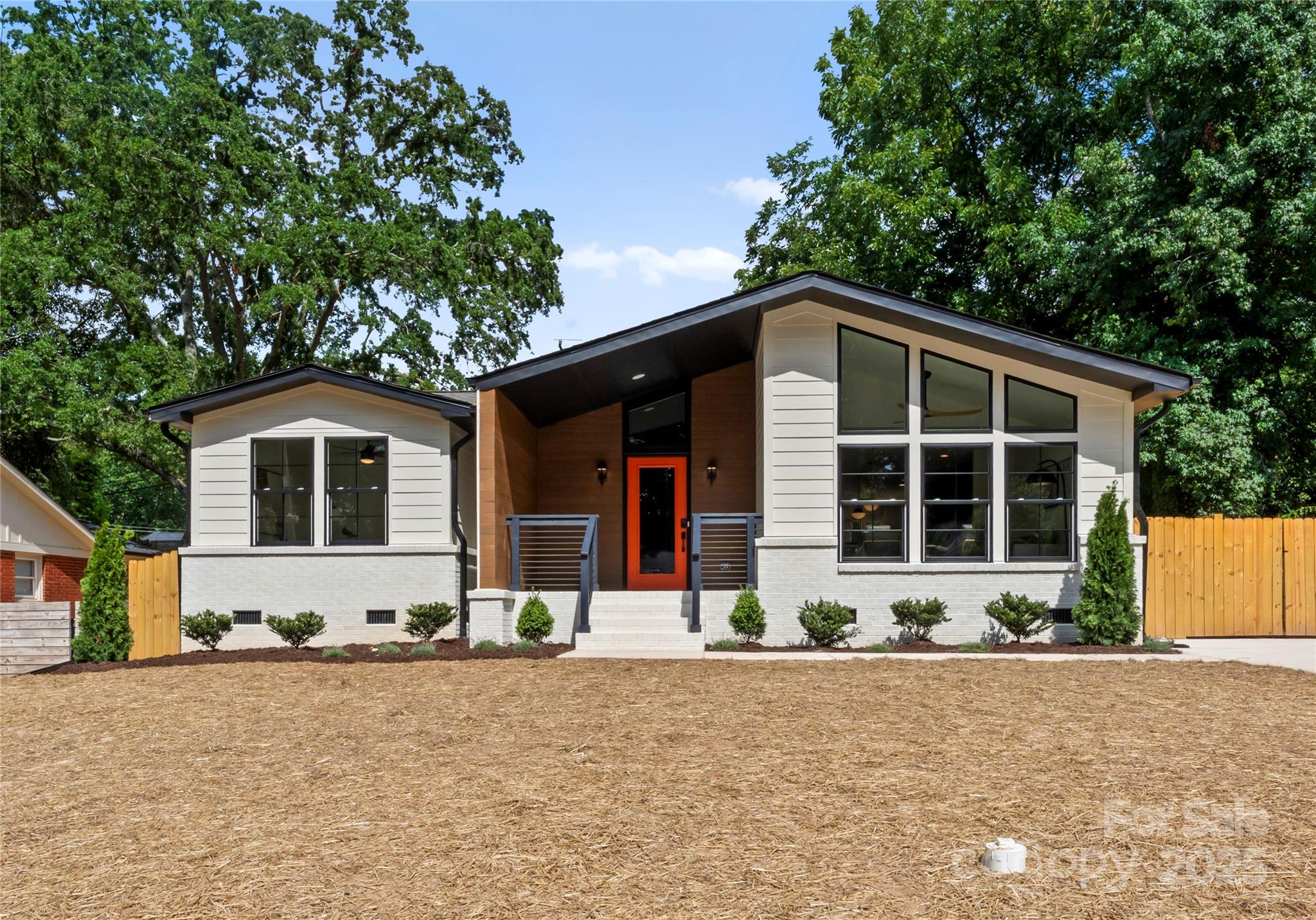1819 Windham Place Charlotte, NC 28205 - Photo 1 of 19 Gallery Image 1