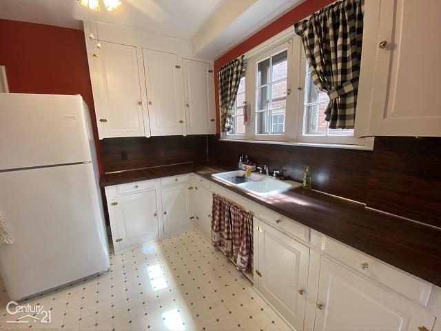 425 Moran Road Grosse Pointe Farms, MI 48236 - Photo 2 of 19