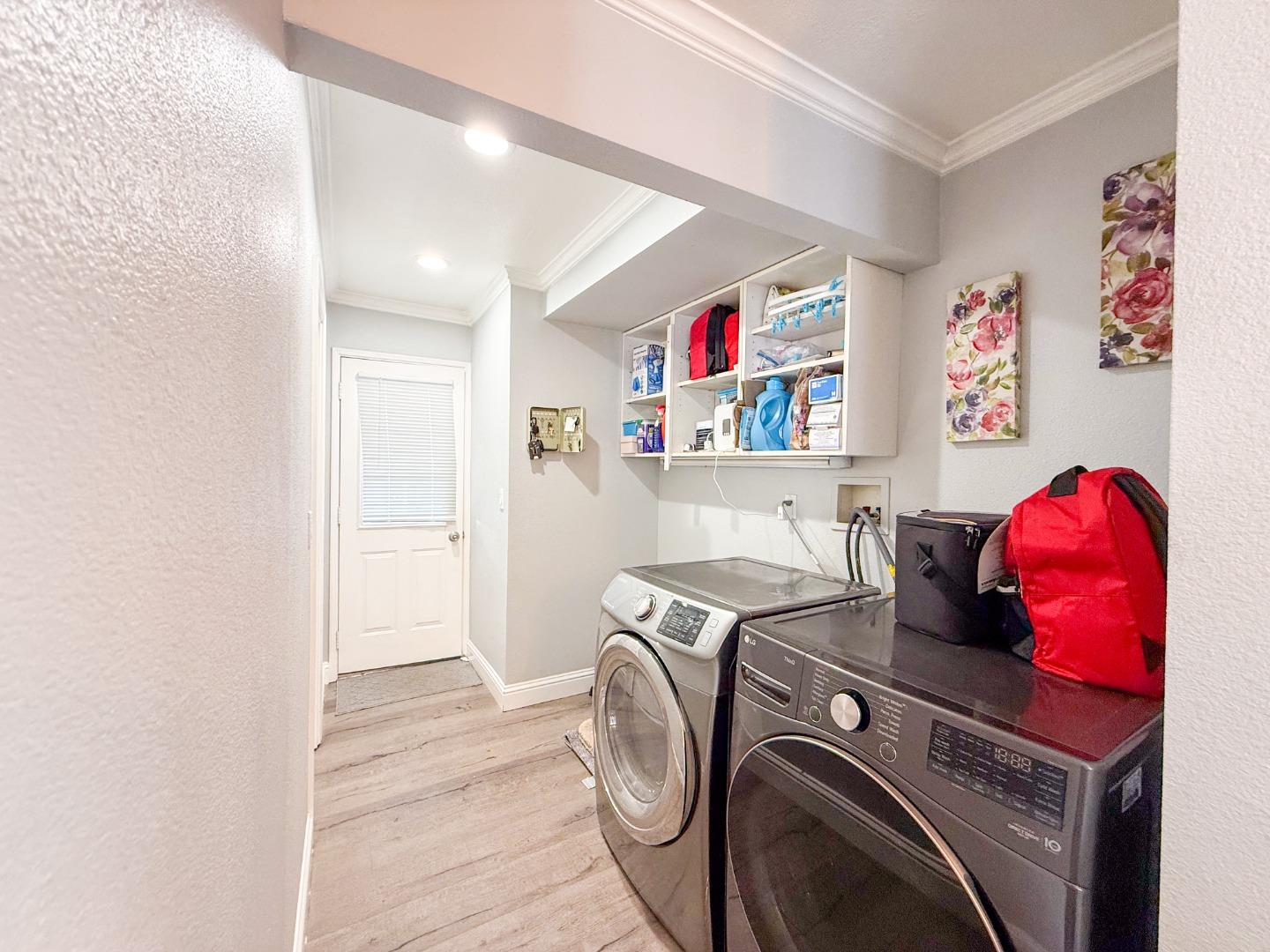 6130 Monterey Road, Unit 22 San Jose, CA 95138 - Photo 12 of 21 a utility room with dryer and washer