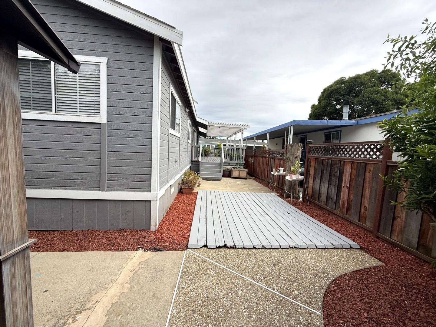 6130 Monterey Road, Unit 22 San Jose, CA 95138 - Photo 20 of 21 a view of a roof deck