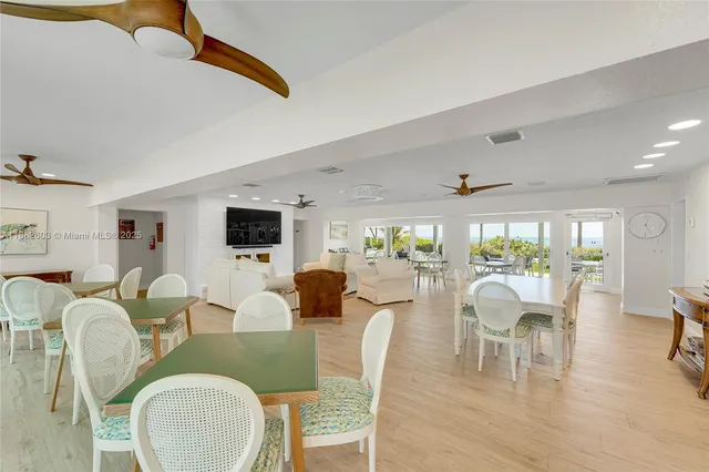 $724,900 | 1431 South Ocean Boulevard, Unit 85, Lauderdale-by-the-Sea, FL 33062