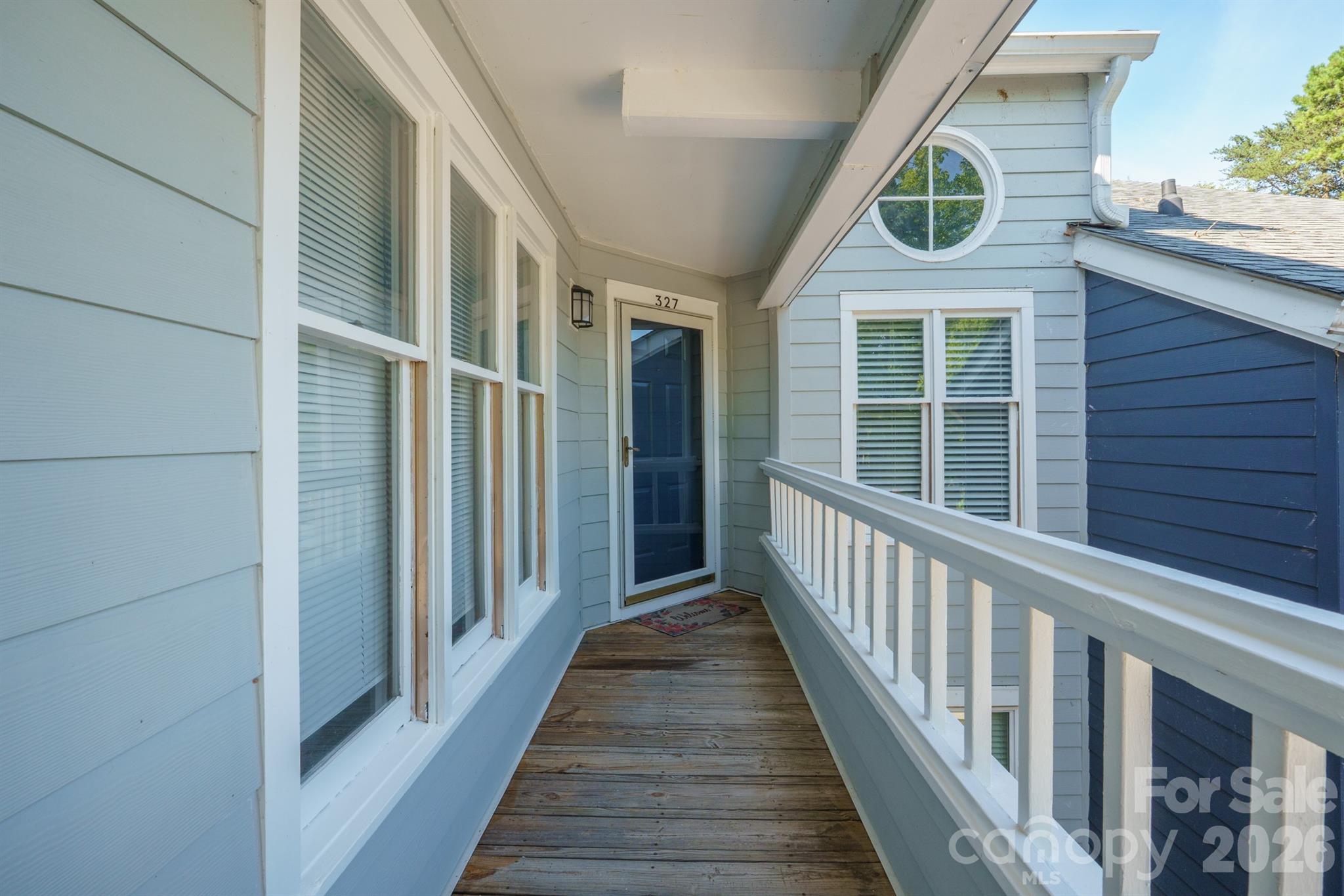 327 Northwest Drive Davidson, NC 28036 - Photo 7 of 39 Gallery Image 7