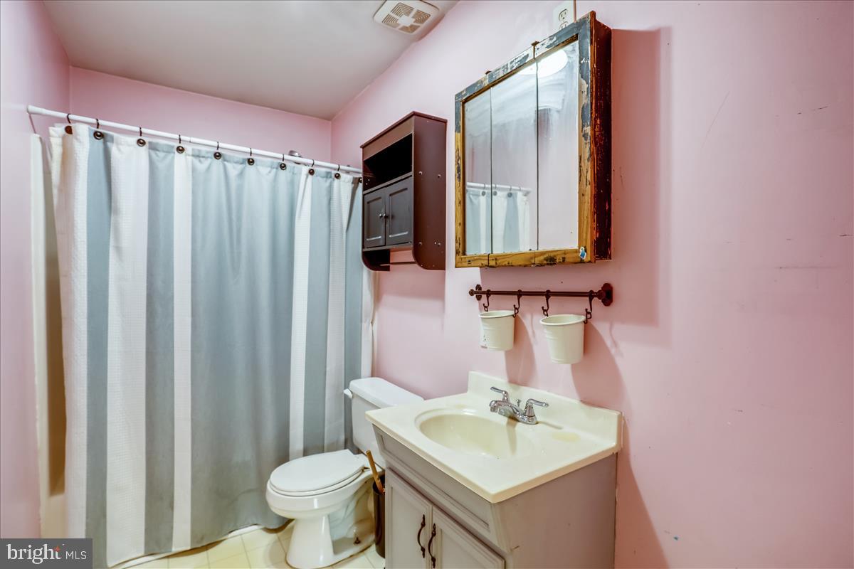 807 Foxwell Road Joppa, MD 21085 - Photo 17 of 22 Bath