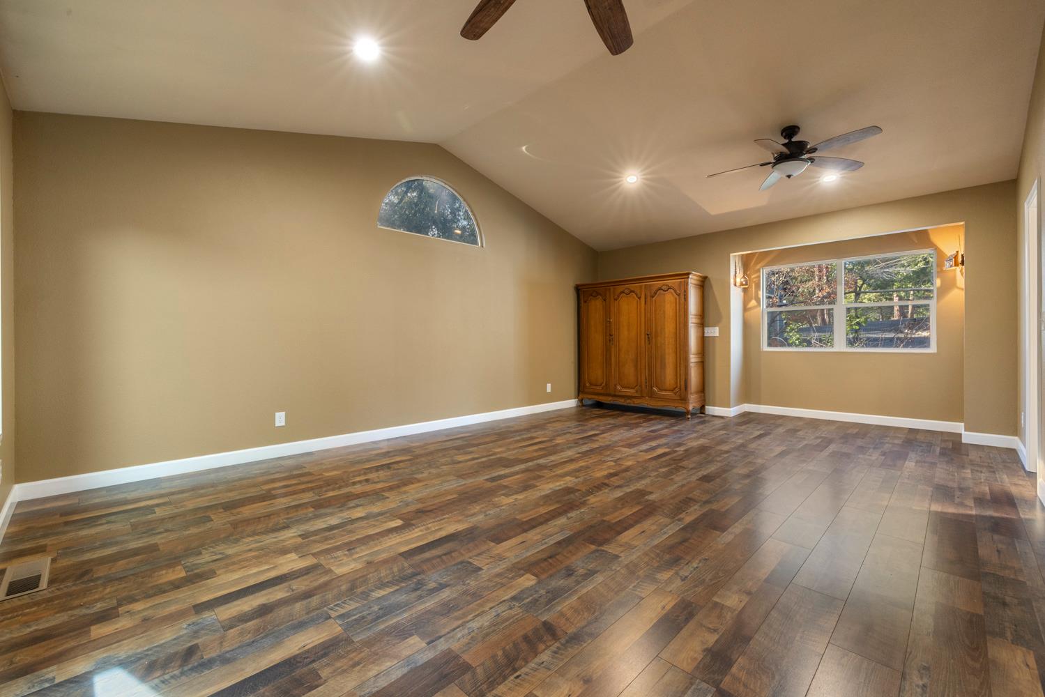 11650 Clinton Bar Road Pine Grove, CA 95665 - Photo 14 of 57